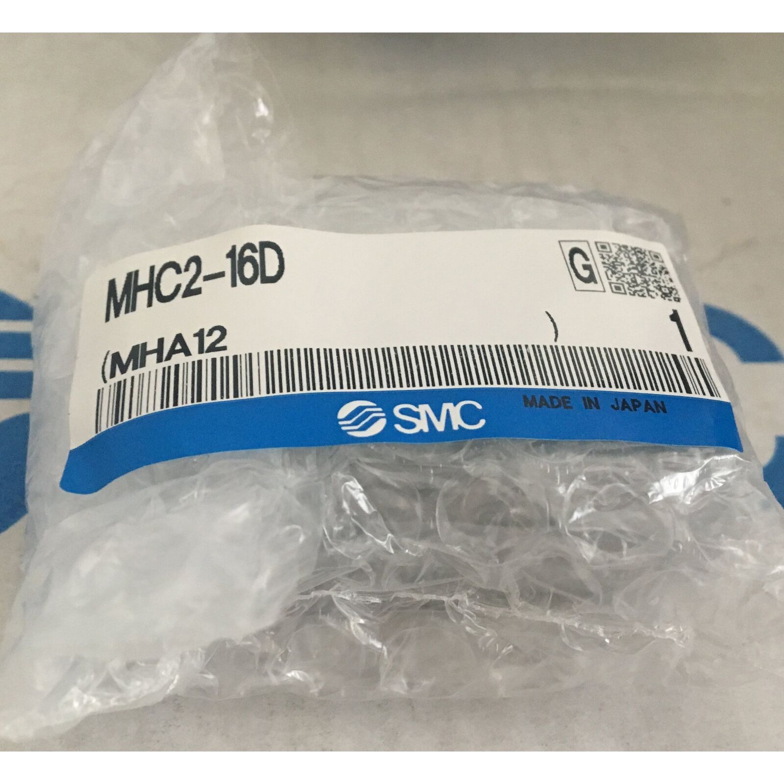 ONE SMC MHC2-16D Pneumatic Parallel Gripper Cylinder - SMC