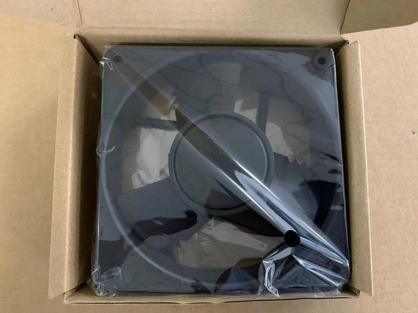 new 1pcs MX3B3 230V 10 09A cooling fan