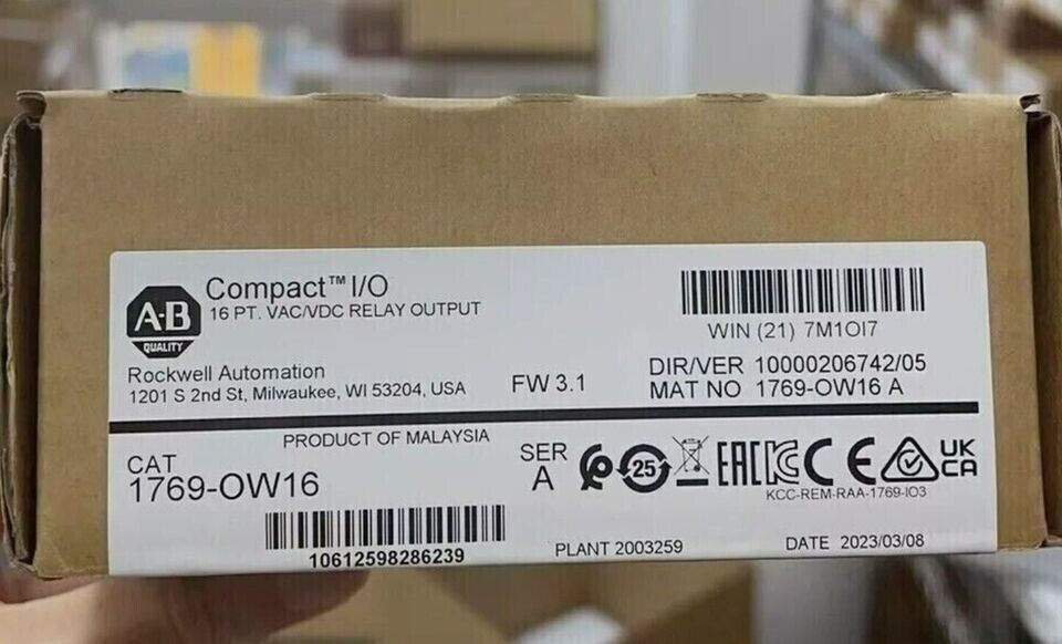 Allen-Bradley 1769-OW16 CompactLogix Relay Output Module - ALLEN-BRADLEY
