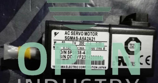 1PCS YASKAWA SGMAS-A5ACA21 AC SERVO MOTOR 3000RPM 0.66A 200V 50W