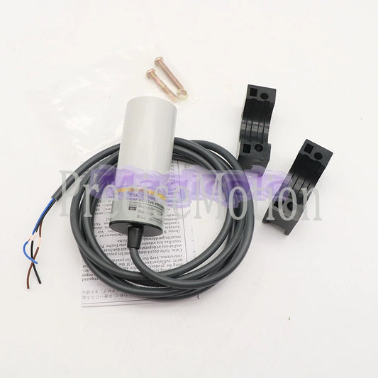 1PCS Omron E2K-C25ME1 E2KC25ME1 Capacitive Proximity Switch NIB
