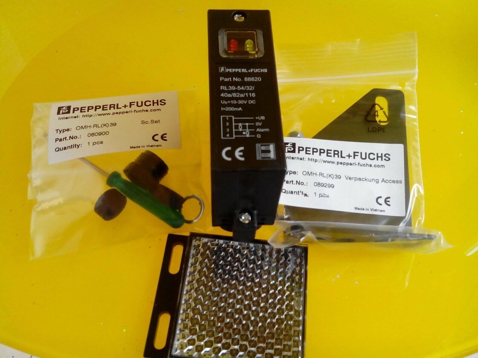 Pepperl+Fuchs Proximity Sensors RL39-54/32/40a/82a/116 - PEPPERL+FUCHS