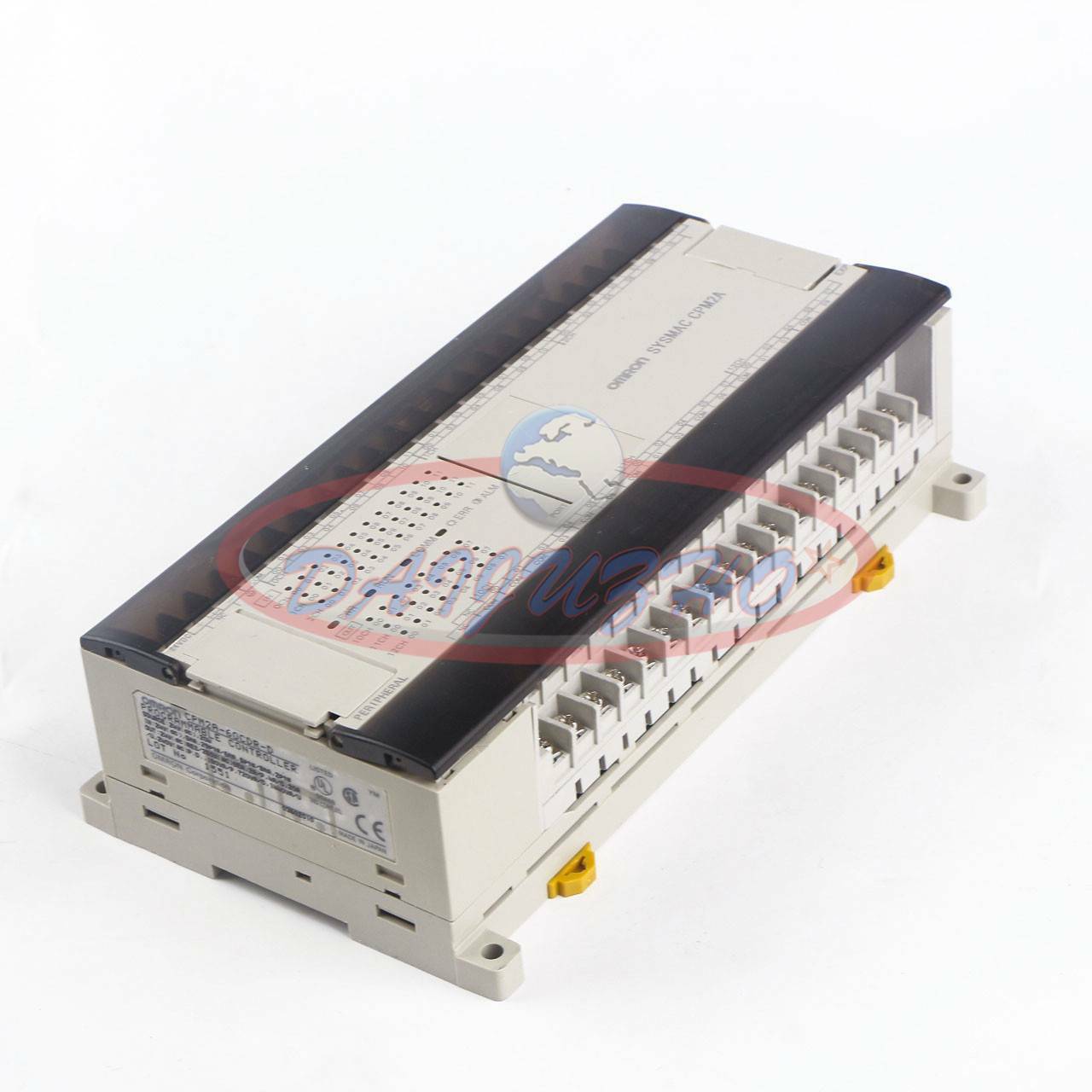 ONE OMRON CPM2A-60CDR-D PLC Module - High-Performance Industrial Control Unit - OMRON
