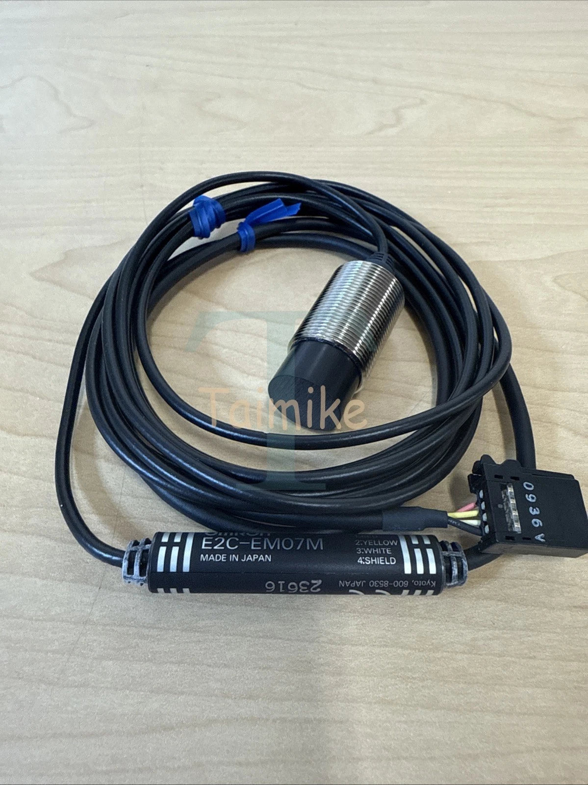! Omron E2C-EM07M Proximity Switch Sensor