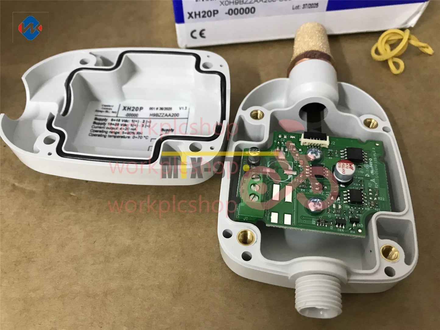 1pcs DIXELL Humidity Sensor XH20P-00000