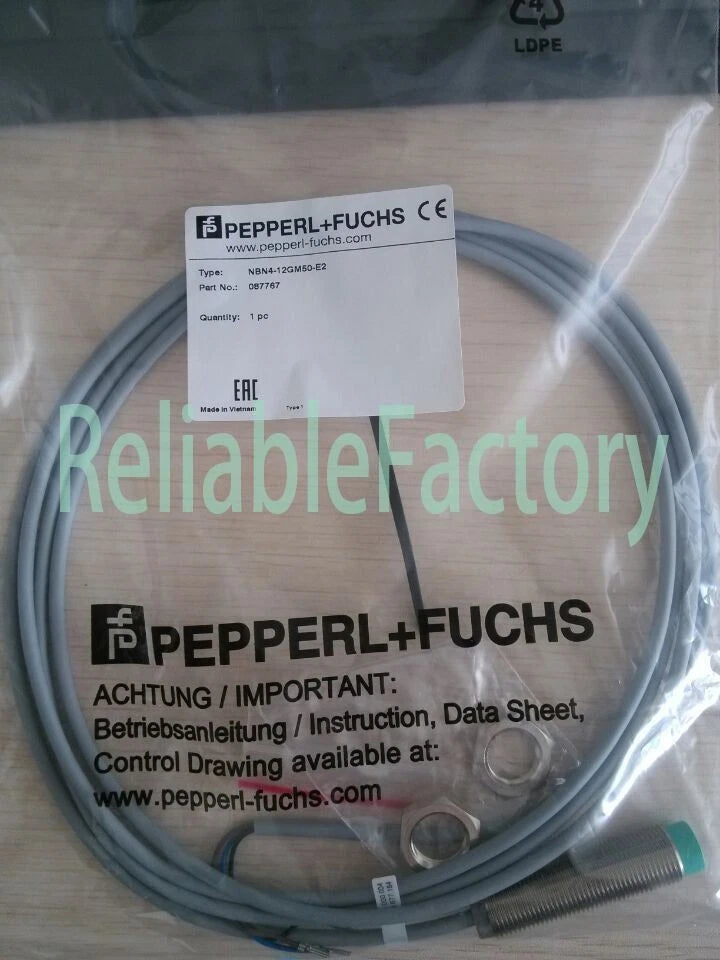 1Pcs Pepperl+Fuchs Proximity Switch NBN4-12GM50-E2 free shipping