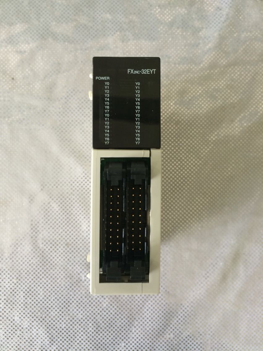 Mitsubishi PLC FX2NC-32EYT - MITSUBISHI
