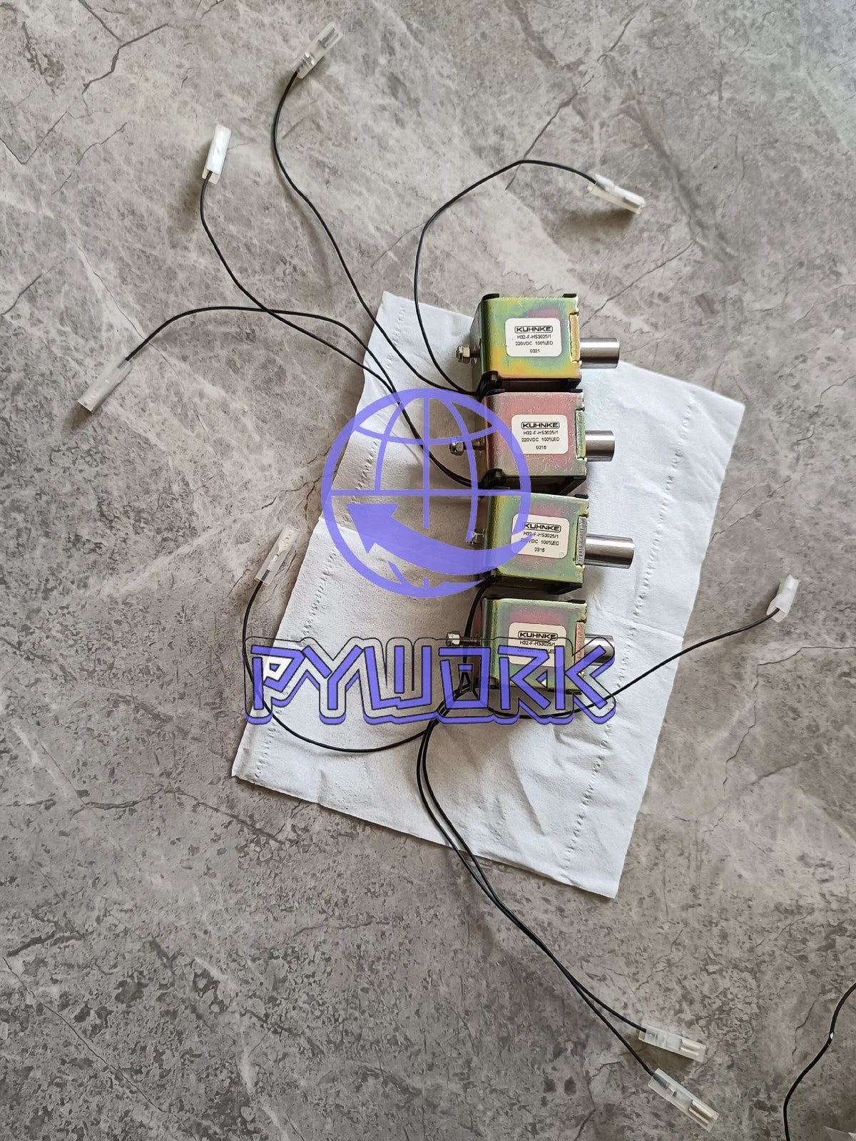 1Pcs H32-F-HS3025/1 220VDC coil~