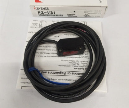 1PCS Keyence PZ-V31 PZV31 Photoelectric Sensor In Box Free Shipping