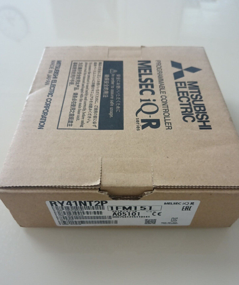 1PC MITSUBISHI RY41NT2P OUTPUT MODULE IN BOX