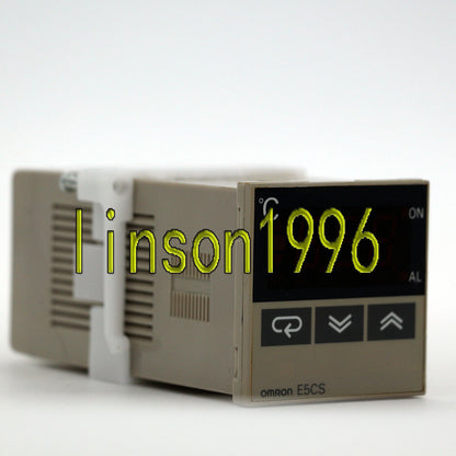 OMRON E5CS-R1KJX-F Temperature Controller - OMRON