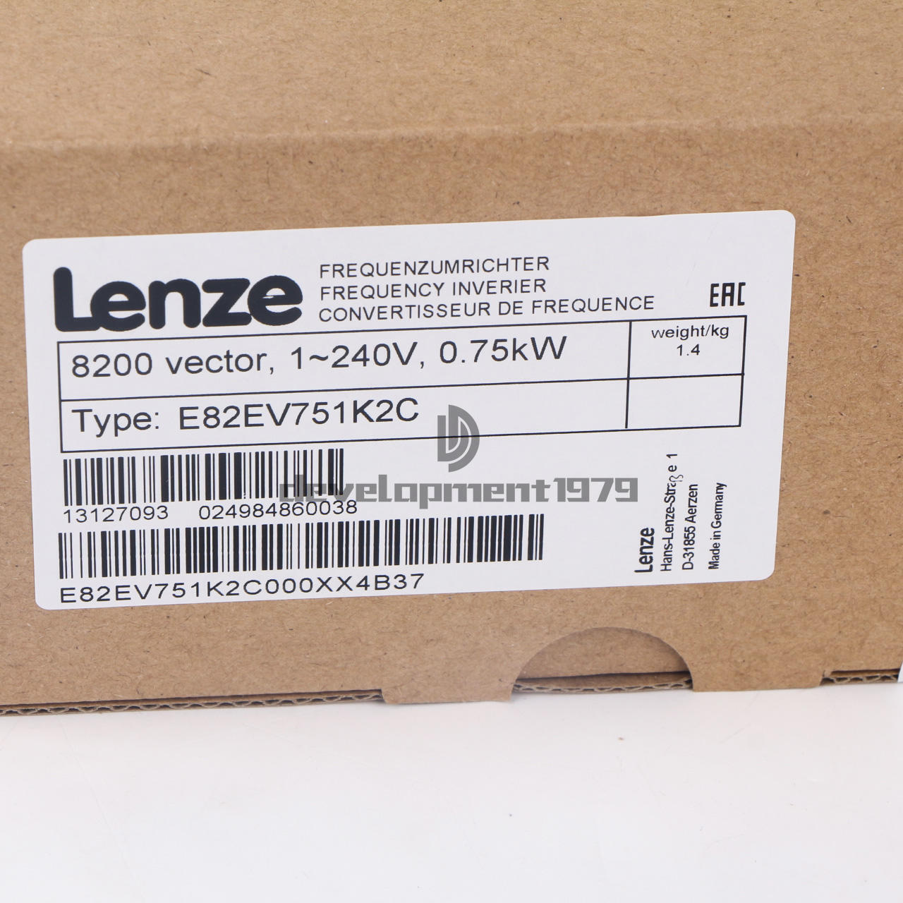 new One  Lenze E82EV751K2C E82EV751_2C Inverter