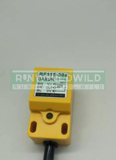 1PCS  FOR Proximity switch sensor RF115-30A
