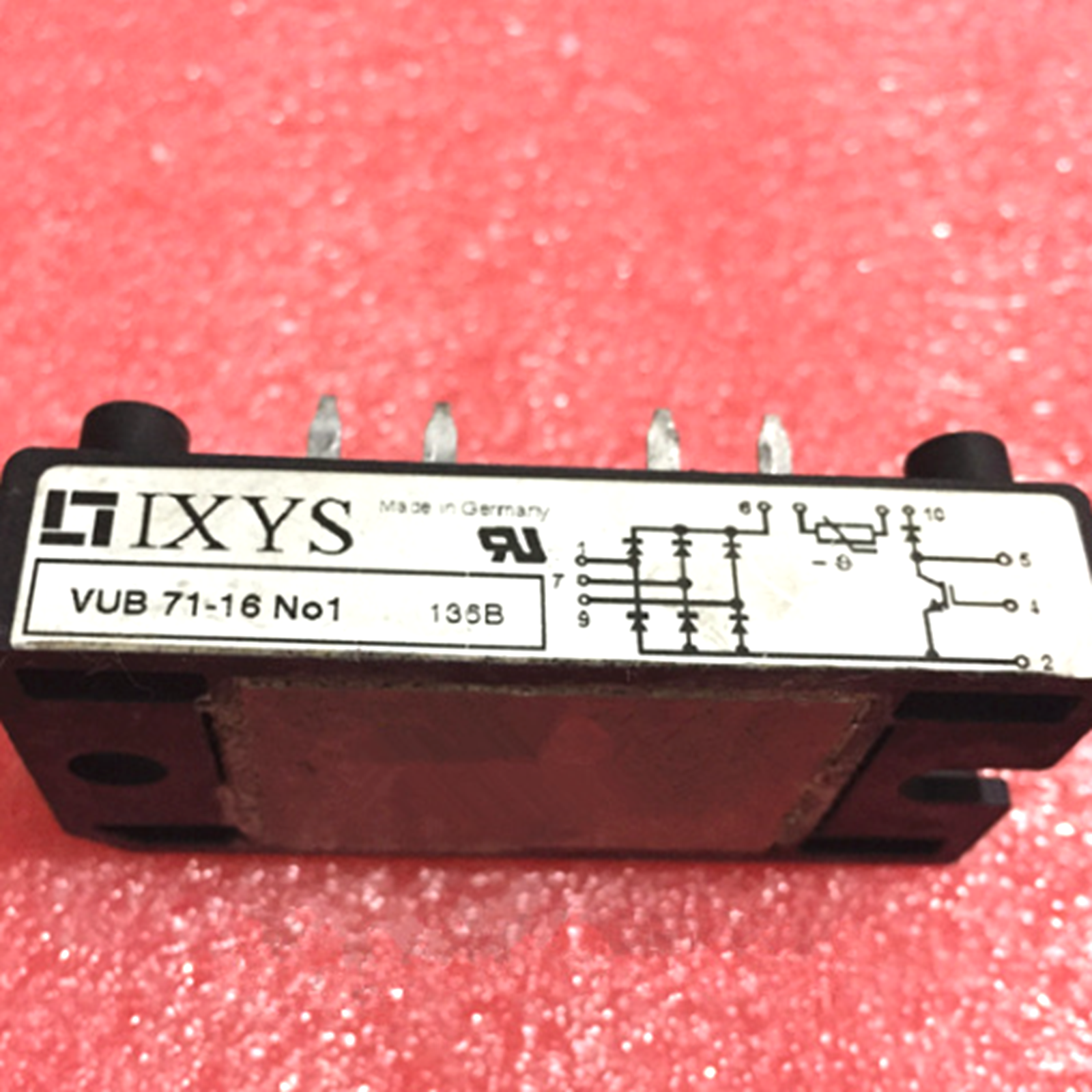 IXYS VUB71-16NO1 Power Supply Module: High-Efficiency Modular Design for Variable Voltage Applications - IXYS INTEGRATED SOLUTIONS