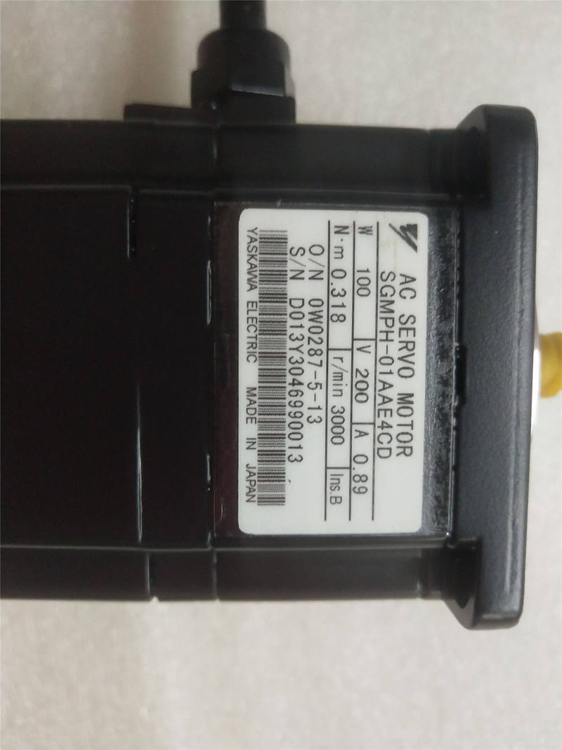 YASKAWA SGMPH-01B1E41D Servo Motor SGMPH01B1E In Box - YASKAWA