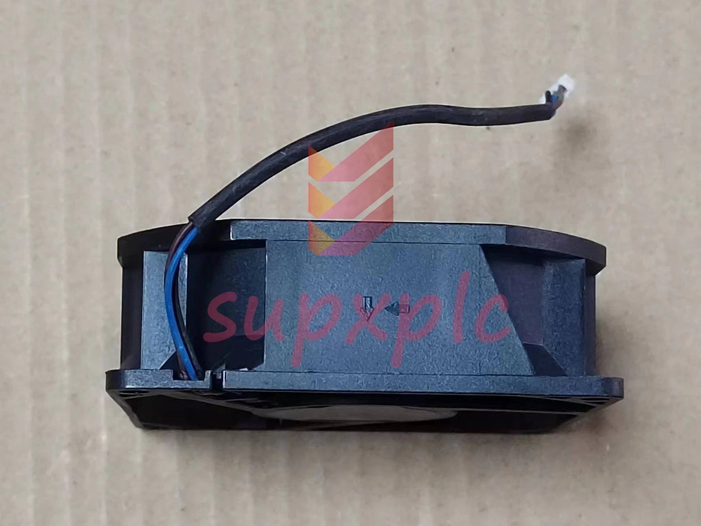 1PC Delta AUB0712HJ-00 BKC DC12V 0.4A three-line projector cooling fan