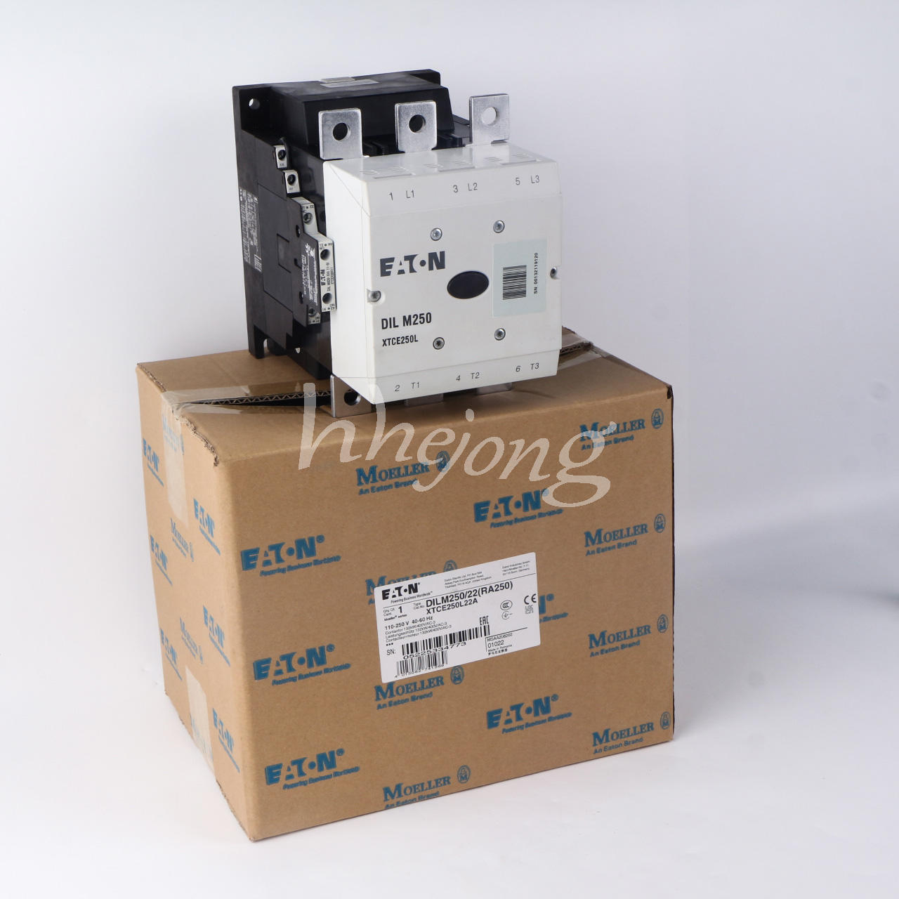 new 1PCS  Eaton DILM250/22(RA250) Eaton