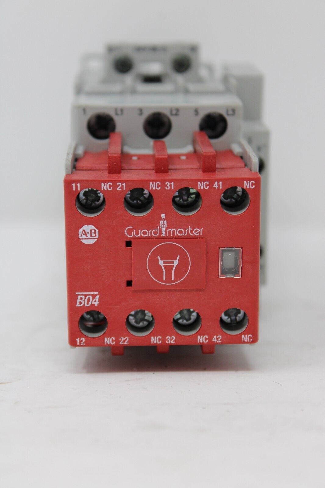 used Allen Bradley 100S-C30EJ14C Safety Relay - ALLEN BRADLEY