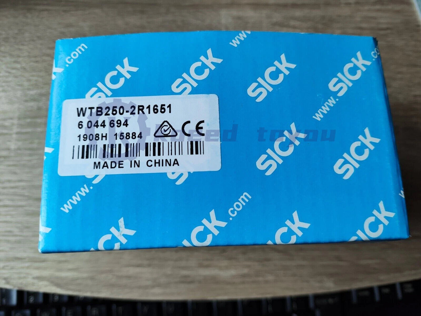 1Pcs SICK WTB250-2R1651 Photoelectric switch