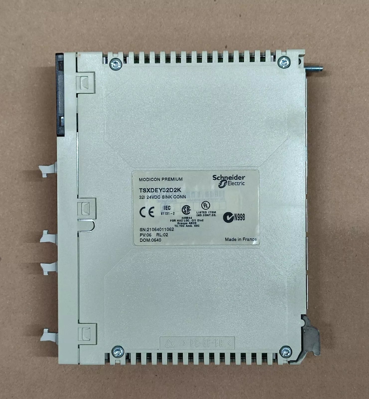 SCHNEIDER AUTHENTIC MODULE TSXDSY32T2K | Industrial Grade Module | SCHNEIDER ELECTRICAL - SCHNEIDER