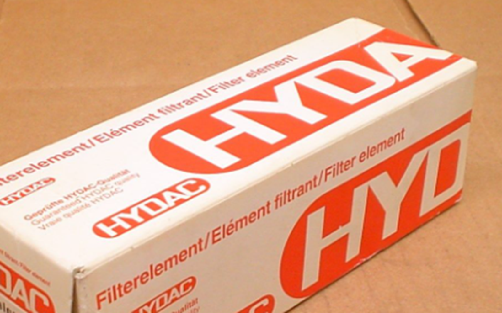 HYDAC filter element 1262957 0160 R 010 BN4HC HYDAC