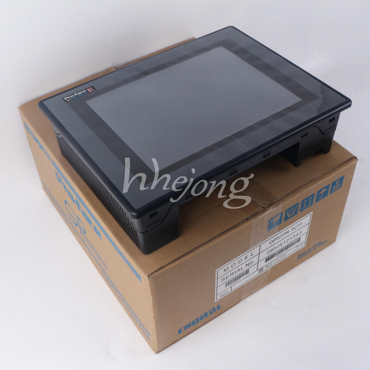 new 1PCS  PRO-FACE TOUCH SCREEN GP577R-TC11