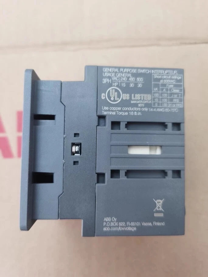 1PCS ABB Disconnect Switch OT63FT3