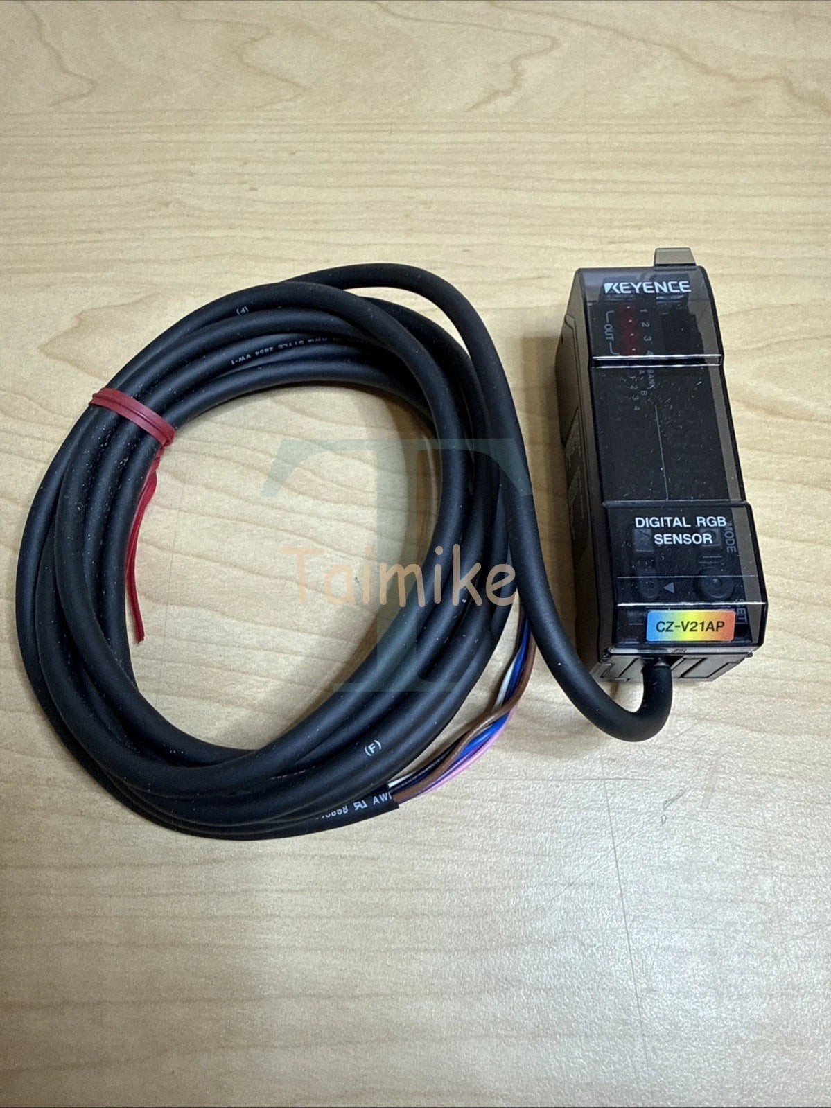 ! Keyence CZ-V21AP 4 Channel Switch Sensor Amplifier