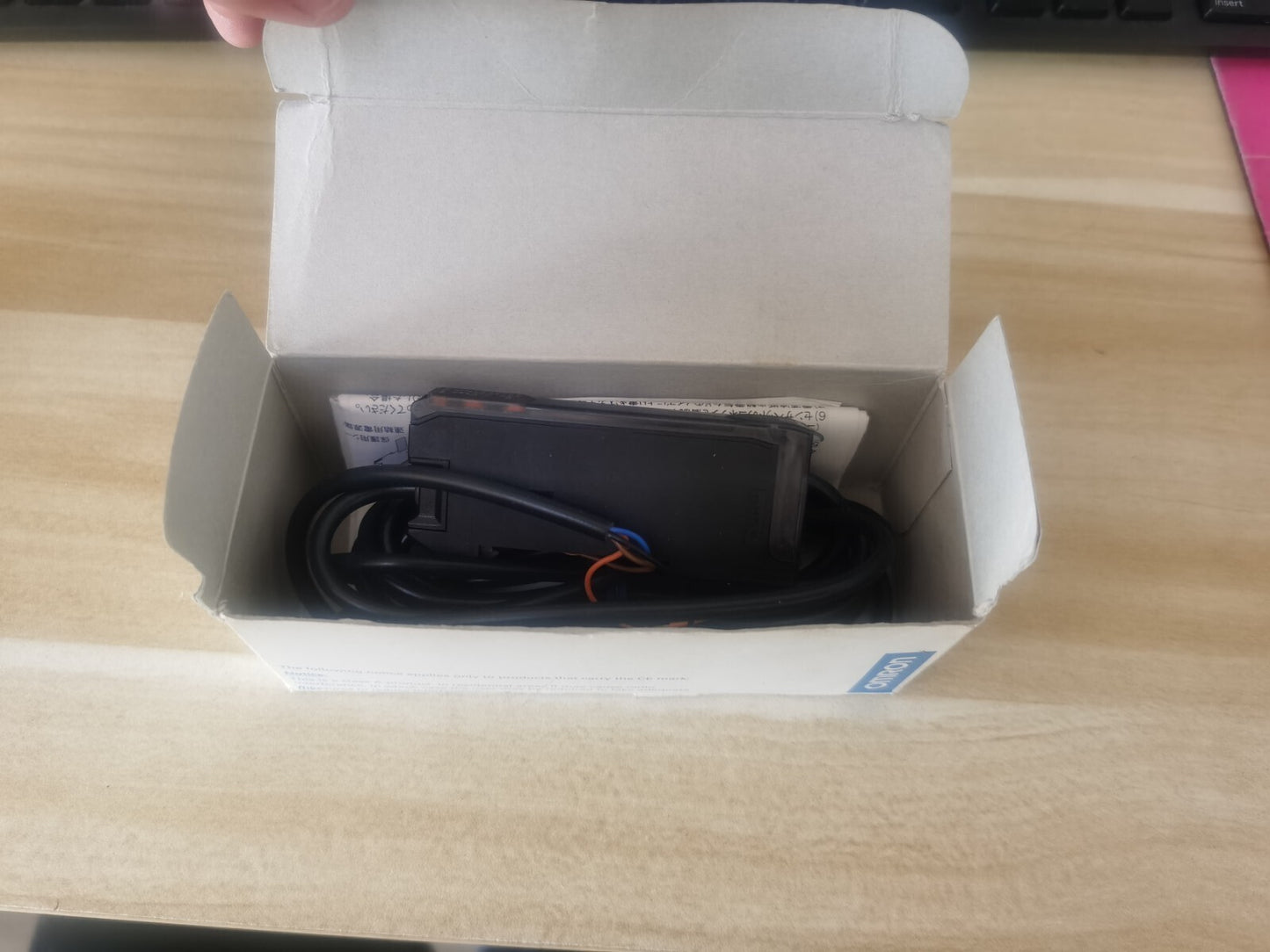 1PC Omron E2C-EDA11 E2CEDA11 Proximity Sensor 2m In Box