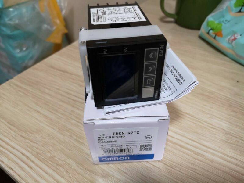 1PCS Omron E5CN-R2TC E5CNR2TC Temperature Controller In Box - Free Ship #OM
