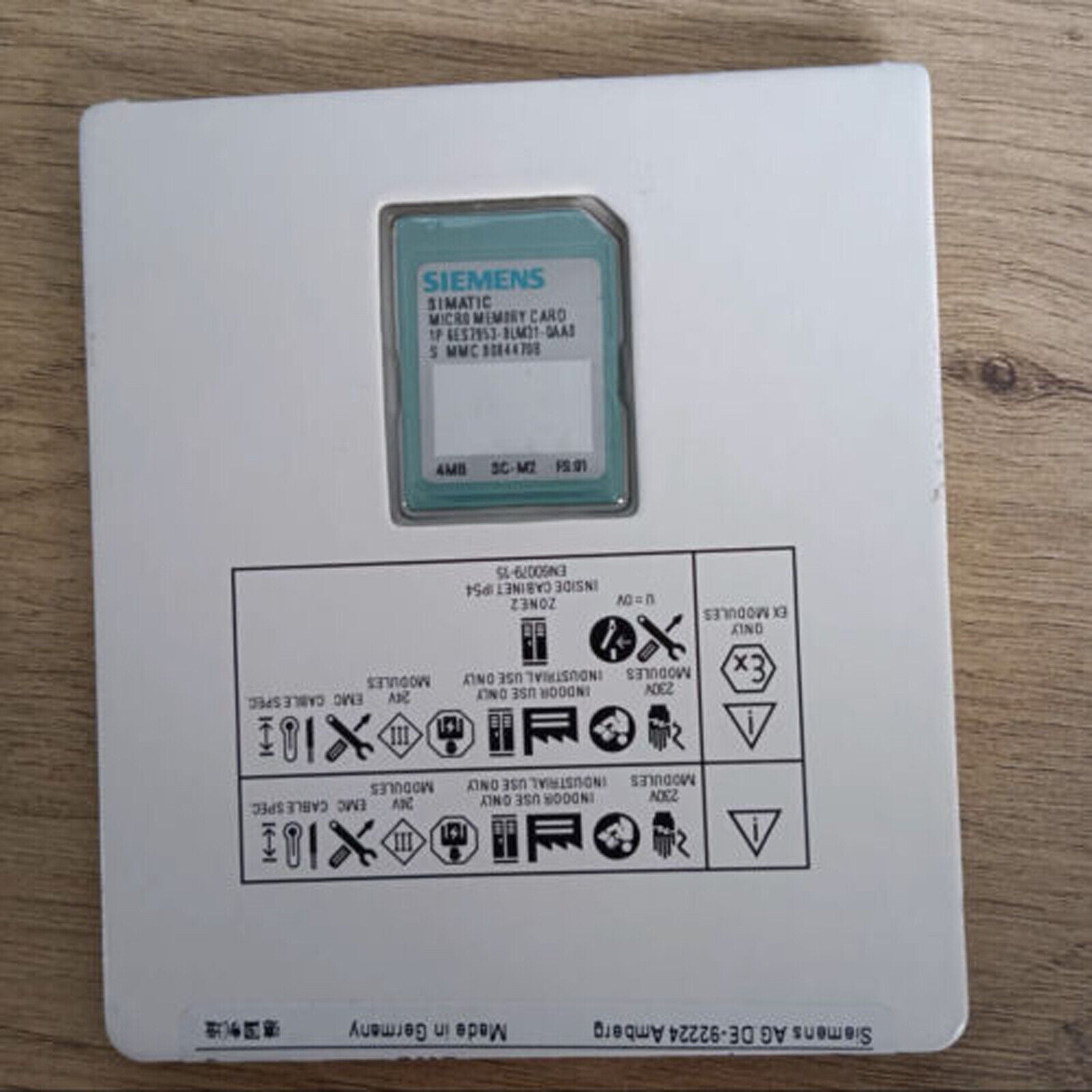 new  Siemens Simatic S7-300 Memory Card 4MB 6ES7953 6ES7 953-8LM31-0AA0