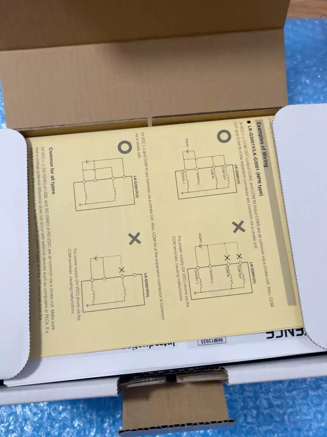 new KEYENCE LK-G3001V Laser Displacement Sensor with Box - KEYENCE