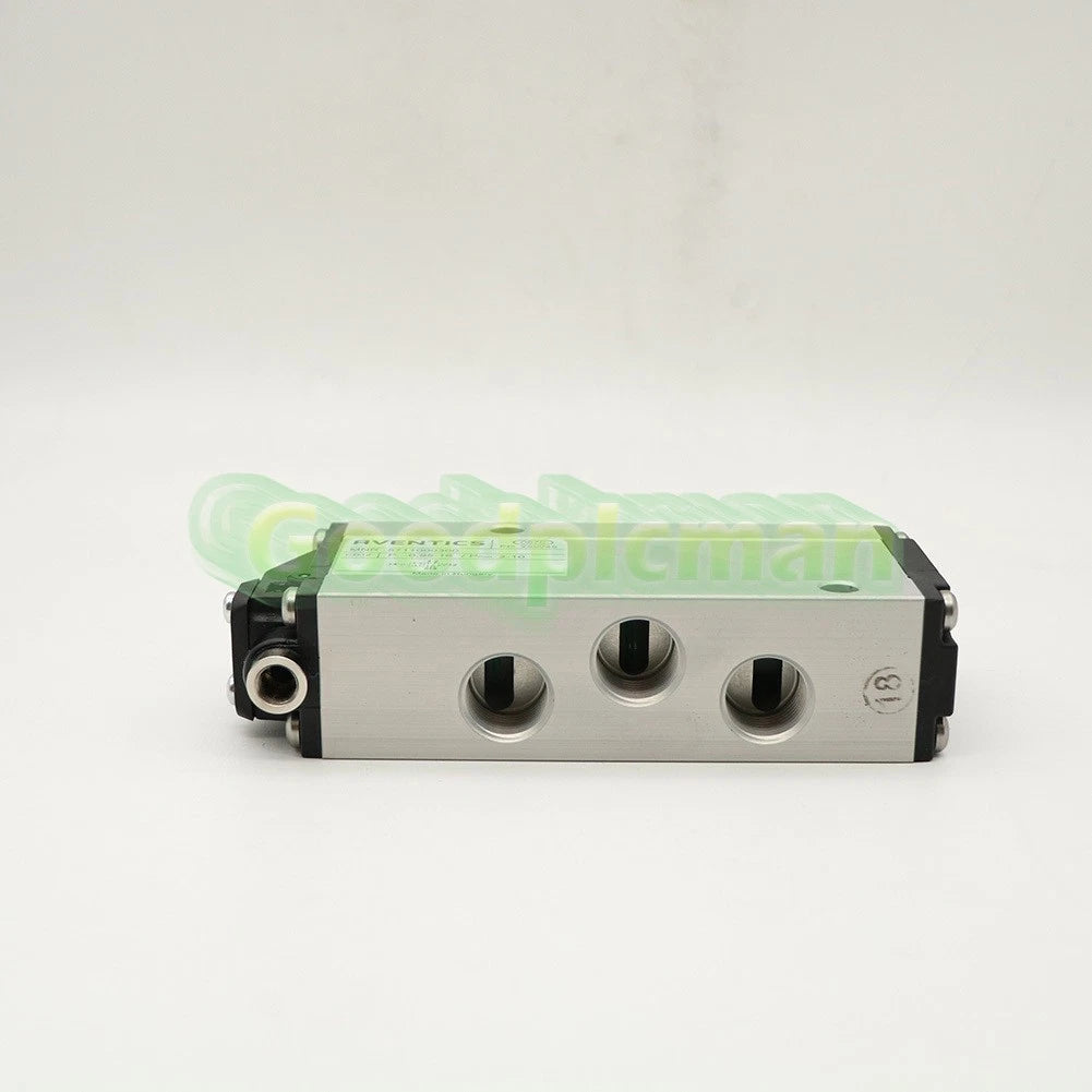 1PC AVENTICS 5711000300 solenoid valve