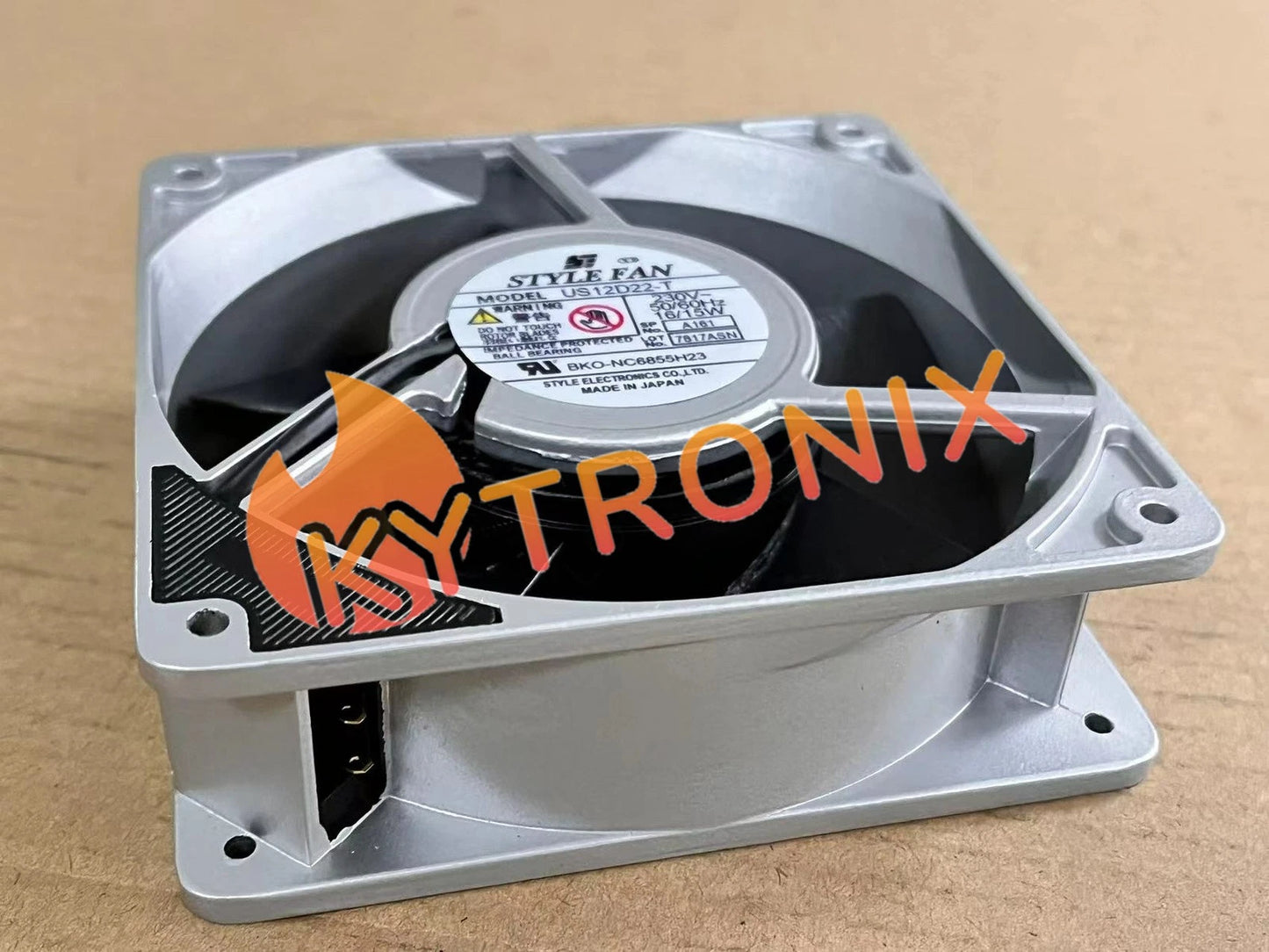 STYLE FAN US12D22-T 220V 230V 16 / 15W 12038 metal iron leaf fan 120 * 120 * 38