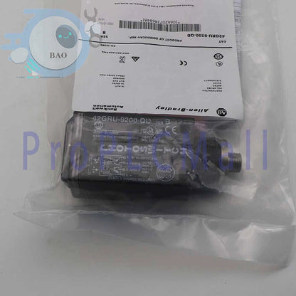 Allen-Bradley 42GRU-9200-QD1 Photo Switch with Mount 1pcs x1