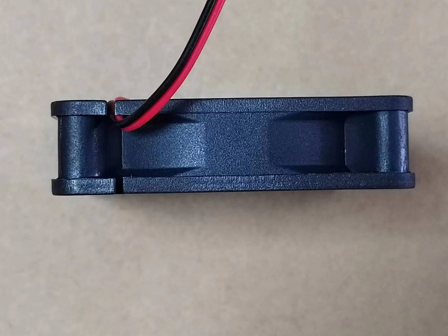 new LONG CHANG LC6015S 14V 0.15A 60*60*15MM 2-wire cooling fan