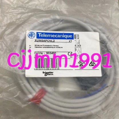 new 1PC Telemecanique Photoelectric Switch XUM5APCNL2 - TELEMECANIQUE