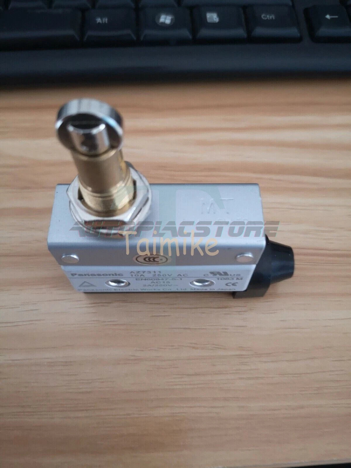 (1Pcs) Panasonic AZ7311 Limit Switch