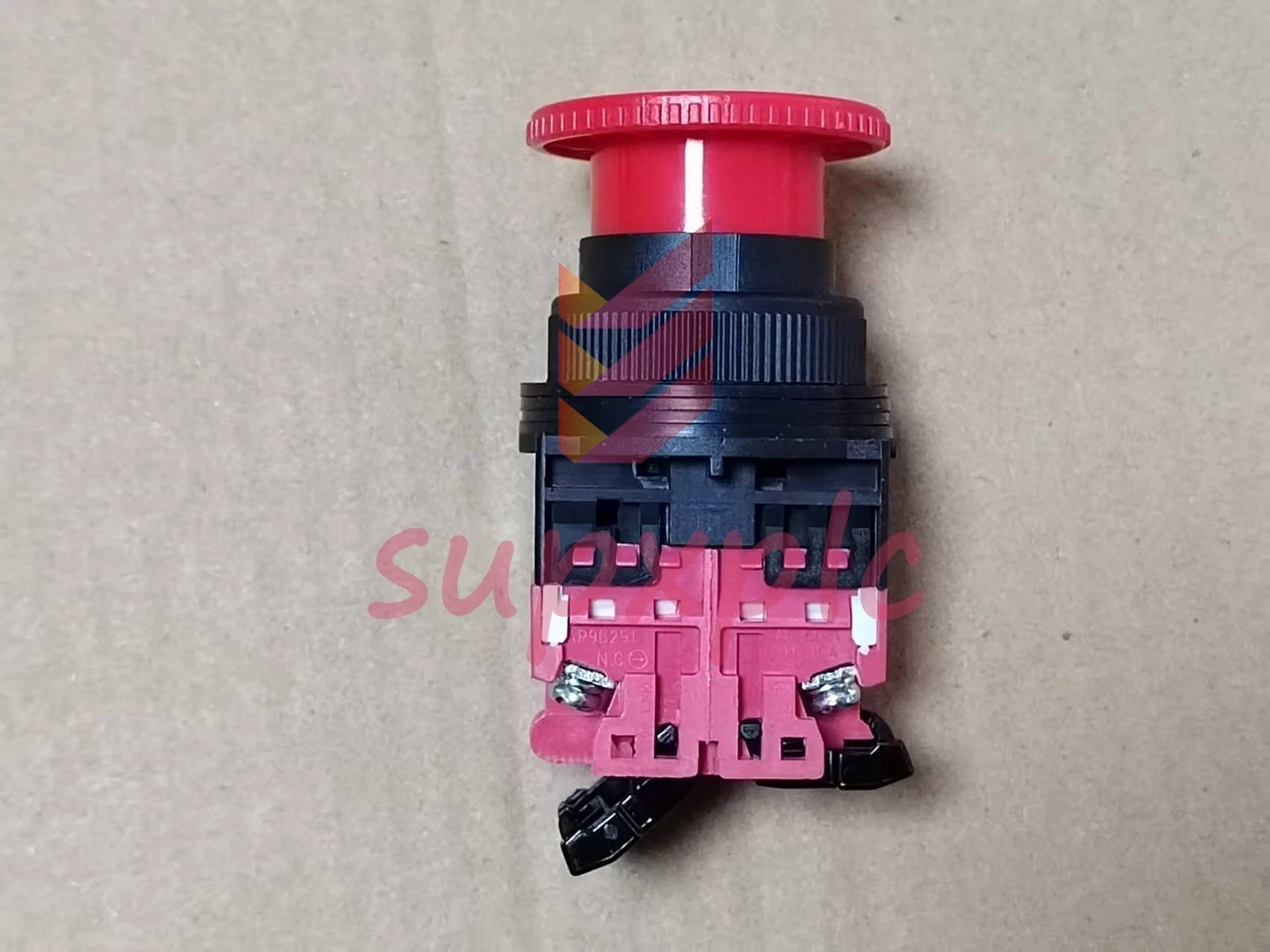 1PCS For Fuji Emergency Stop Button Switch AR30V2R-02R Fast delivery