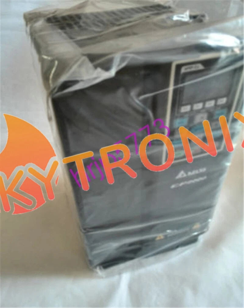 1Pc Delta Inverter Frequency Converter VFD110CP43B-21 11Kw 380V yv