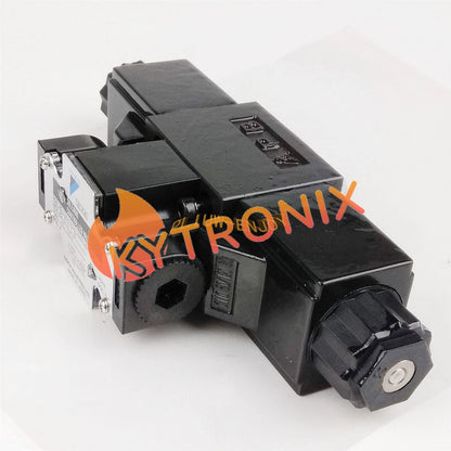 1PCS DAIKIN KSO-G02-2DA-30EN Solenoid Valve KSOG022DA30EN