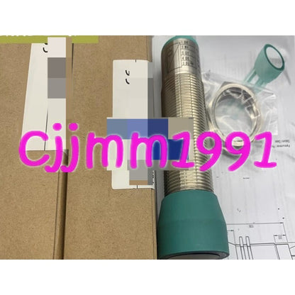 new 1PC sensor UB400-12GM-I-V1