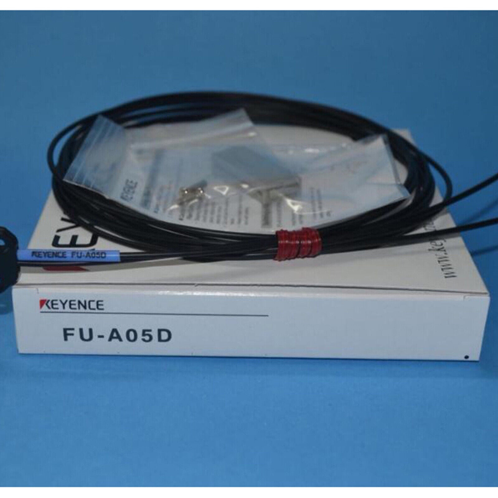 Keyence FU-A05D Optical Fiber Sensor in Box – Spot Stocks Available - KEYENCE