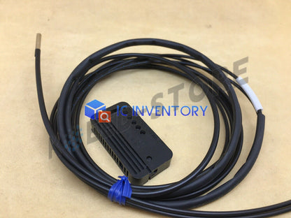 1PCS Omron Photoelectric Switch E32-D12R