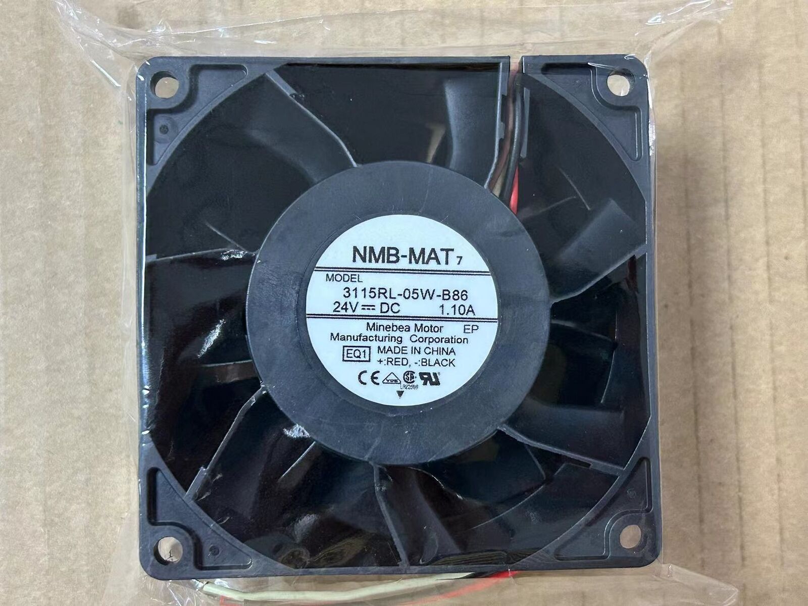 new NMB-MAT 3115RL-05W-B86 24V 1.10A 8CM 4-wire inverter cooling fan NMB-MAT