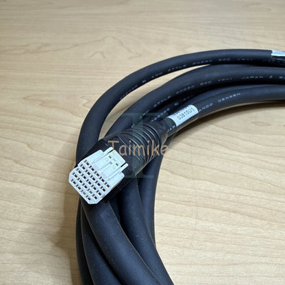 ! IAI CB-ADPC-MPA050 Controller Drive Cable ED-103-2-010-G-050-3