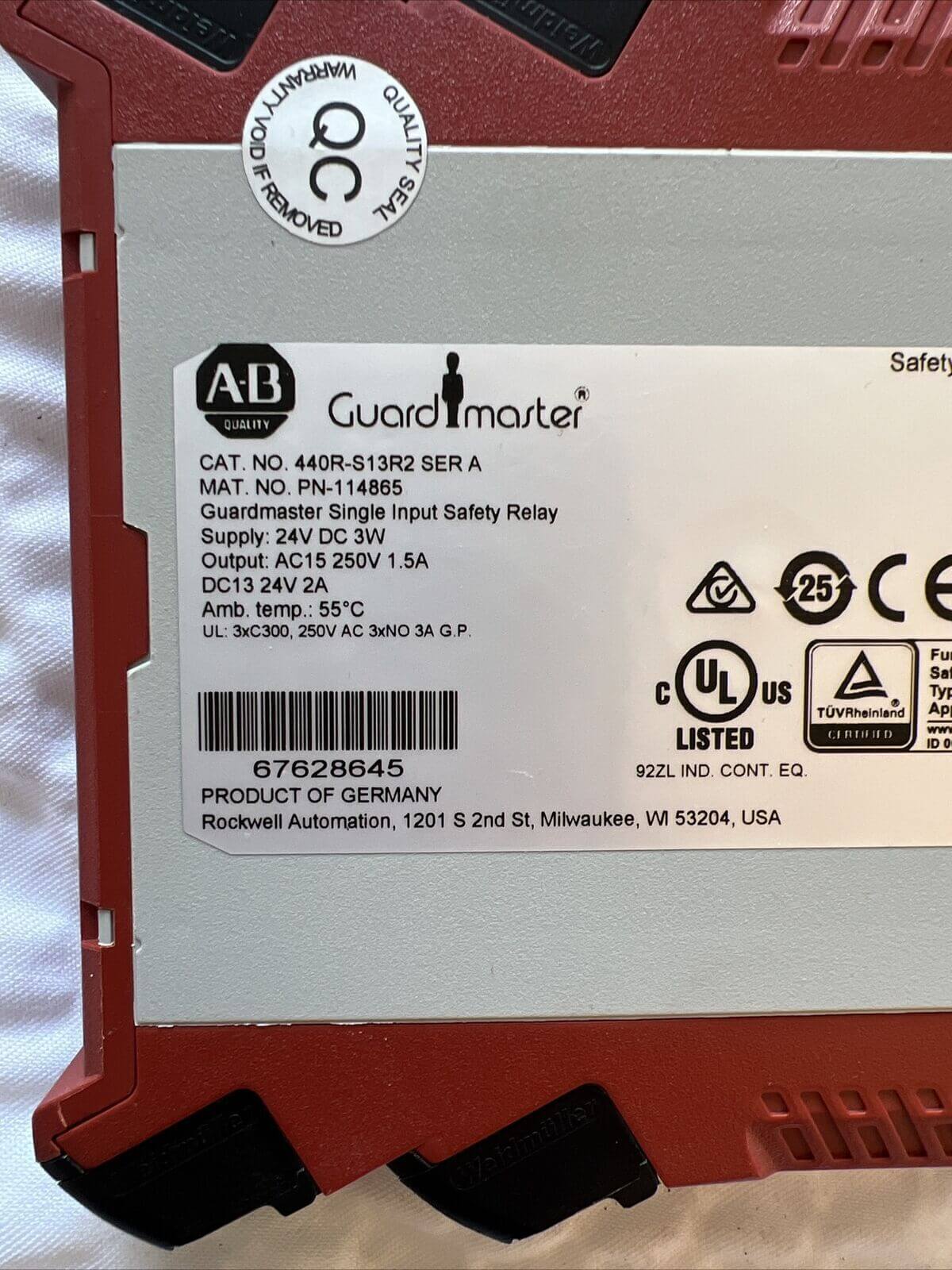 Allen-Bradley Guardmaster Safety Relay 440R-S13R2 NEW USA - ALLEN-BRADLEY