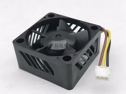 new Nidec 3015 U30R12MS1Z5-52 12V 0.05A 3CM 3-wire silent fan - NIDEC