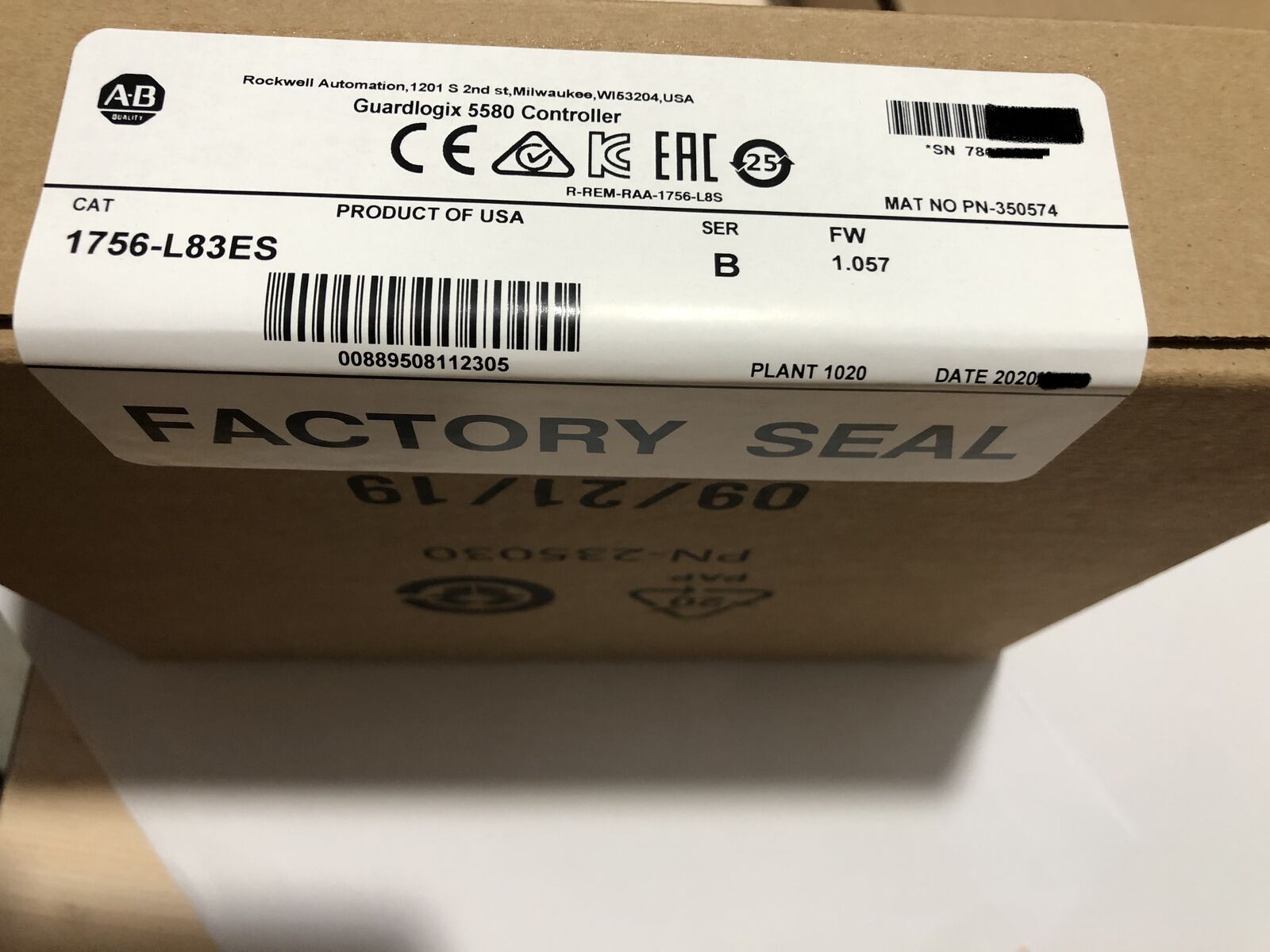 Allen Bradley 1756-L83ES Guardlogix 5580 Controller Ser B FW 1.057 - ALLEN BRADLEY