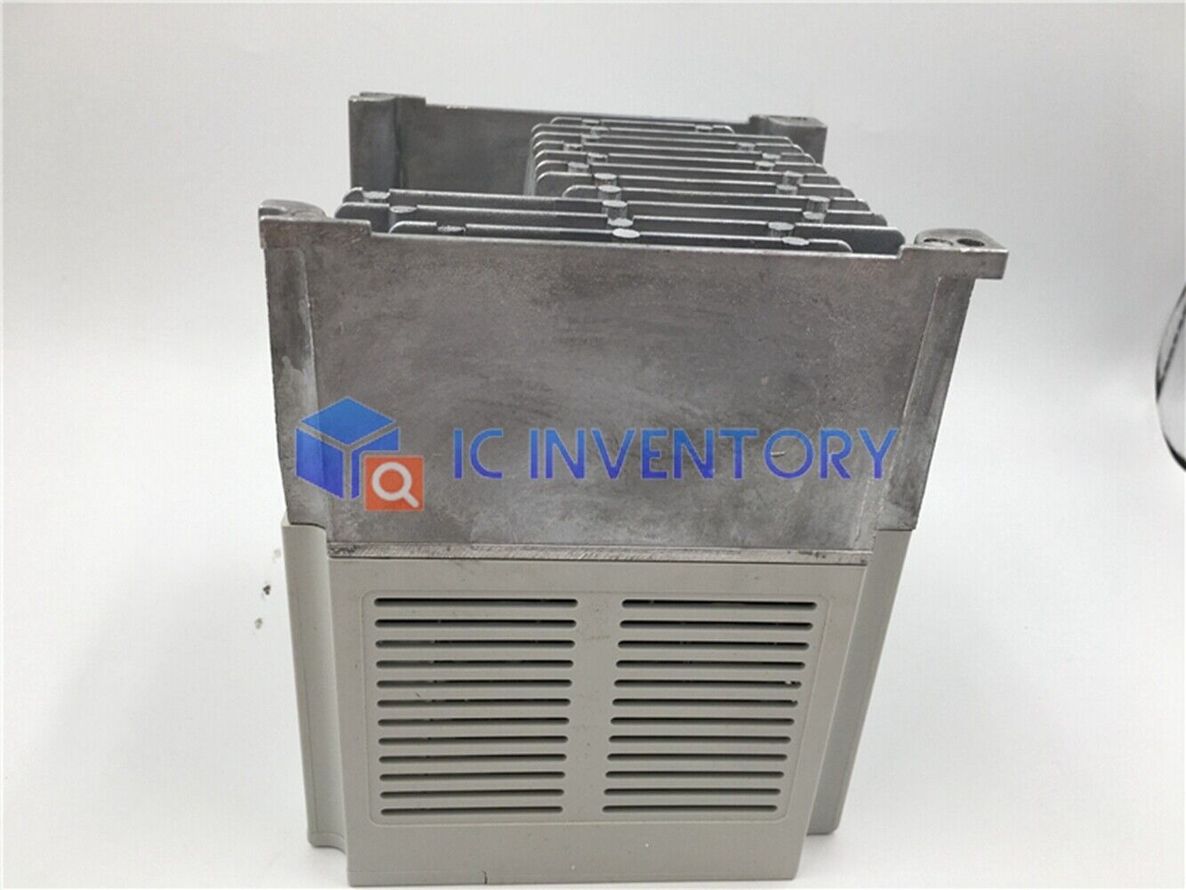 new 1PCS LS(LG) Inverter SV008IG5-4 0.75KW 380V - BRAND NAME